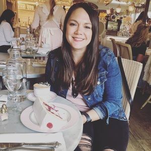 Meet your Posher, Amanda